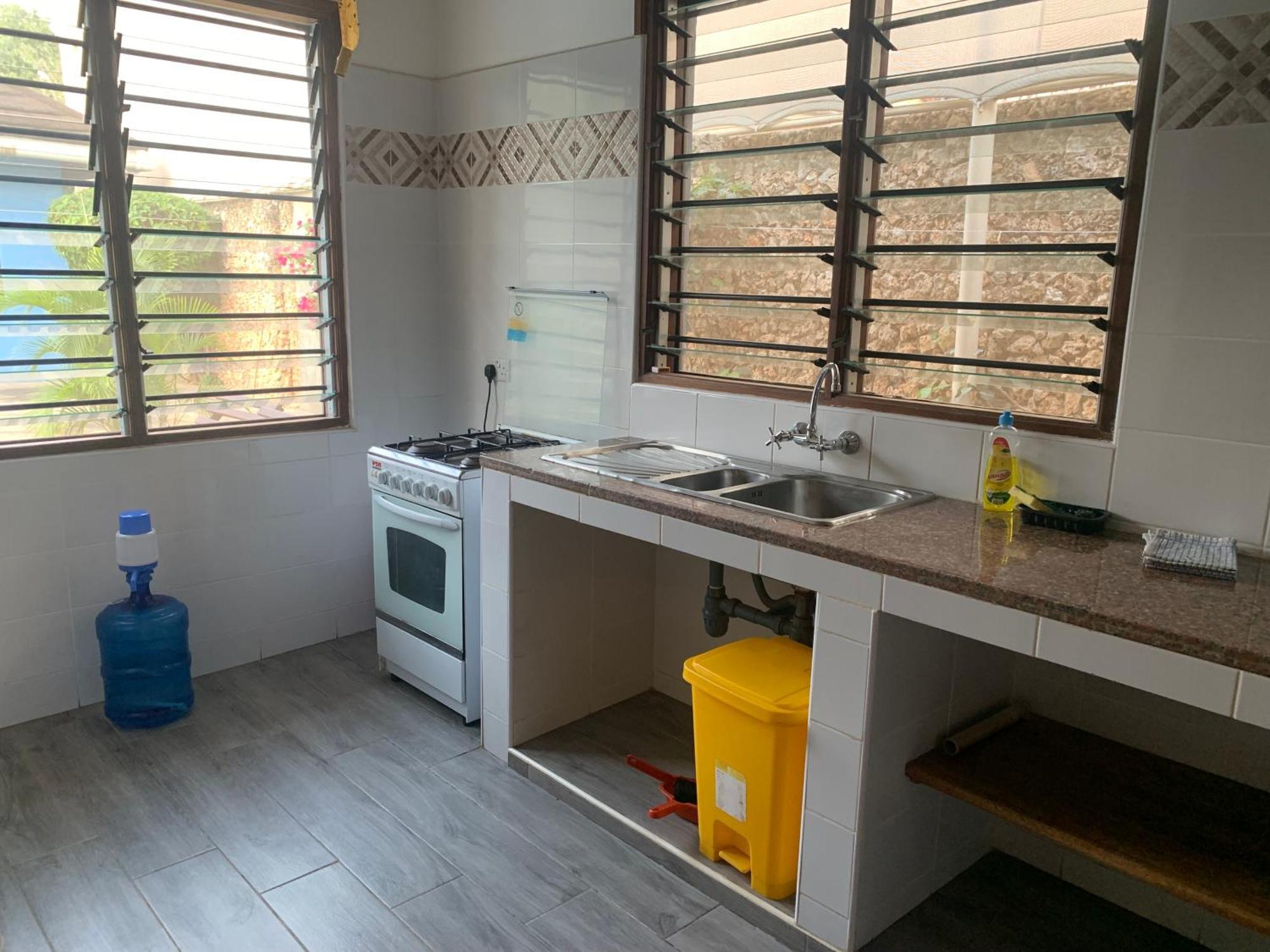 Lions Home Playa de Diani Exterior foto